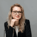 Елена Яковенко