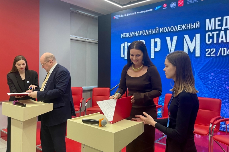 «Радио Зенит» и СПбГУПТД подписали соглашение о сотрудничестве