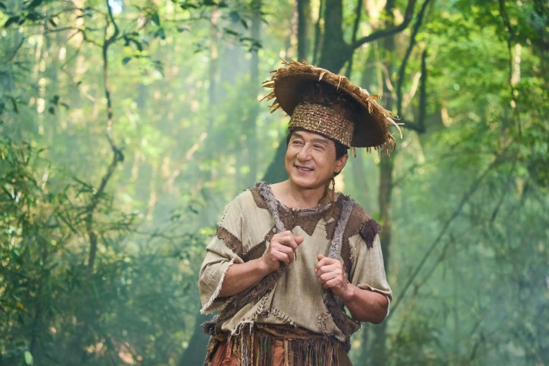 Джеки Чан спасает панду в новой комедии – «Юмор FM» идет в кино